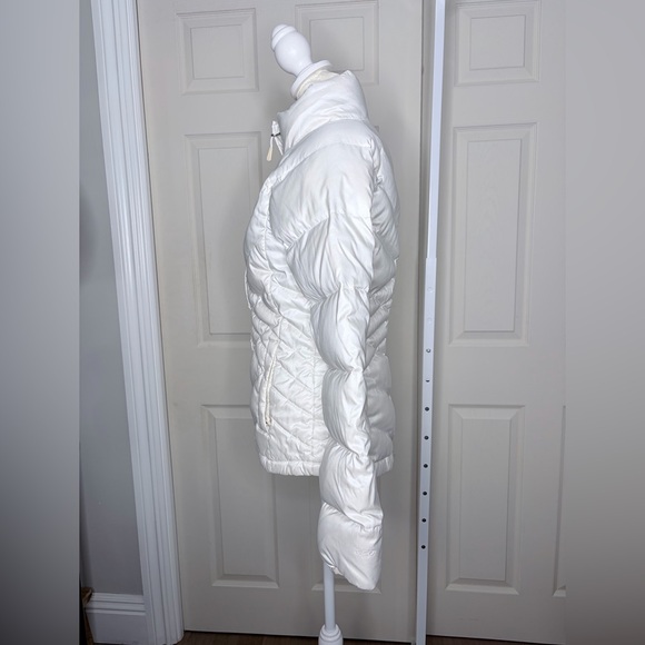 The North Face Aconcagua White down short Puffer Jacket small /xs - Picture 6 of 13